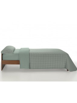 Cama vestida con la funda nórdica Navia verde – estilo vichy fresco