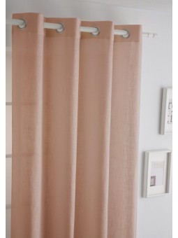 Cortina confecciónada con ollados de tejido semi transparente y de tipo lino. Modelo Italy de Textil Antilo.